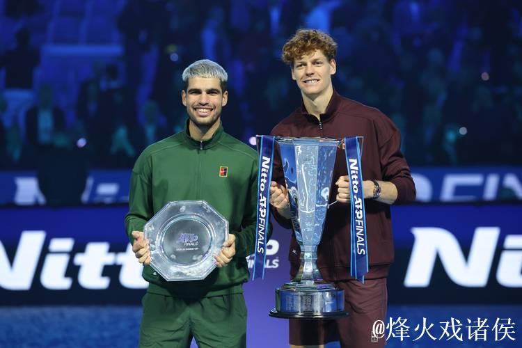 ATP总决赛-阿尔卡拉斯2-0阿利亚西姆 将与辛纳争冠 ATP总决赛-阿尔卡拉斯2-0阿利亚西姆 将与辛纳争冠